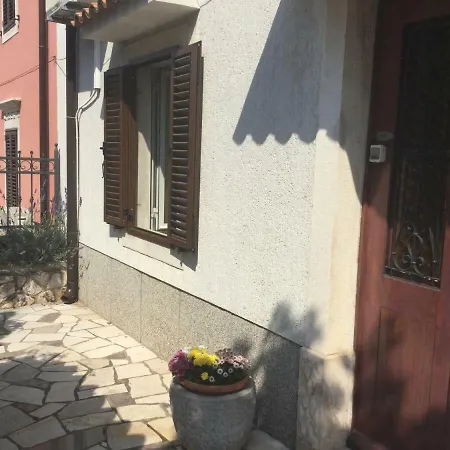 Πανσιόν Ester Cres